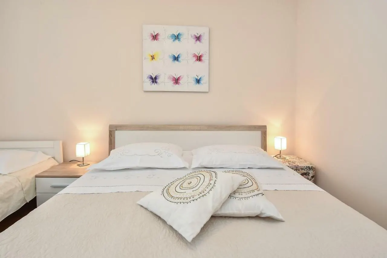 Apartment Neyra Split